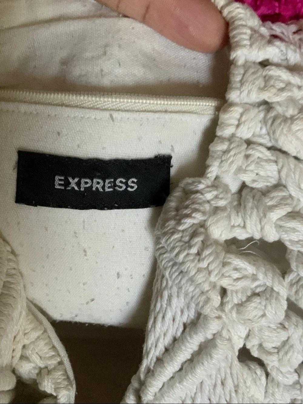 Express cream macramé